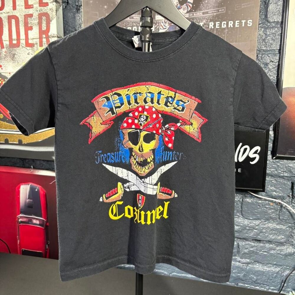 Vintage Y2K Pirates Treasure Hunt Cozumel Mexico - Kids Large